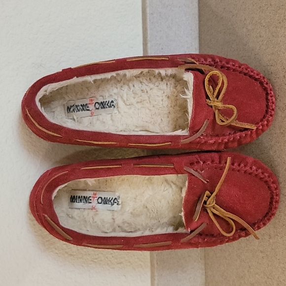 MINNETONKA BURGANDY DRIVING MOCASSINS (sz 8) - Picture 6 of 6